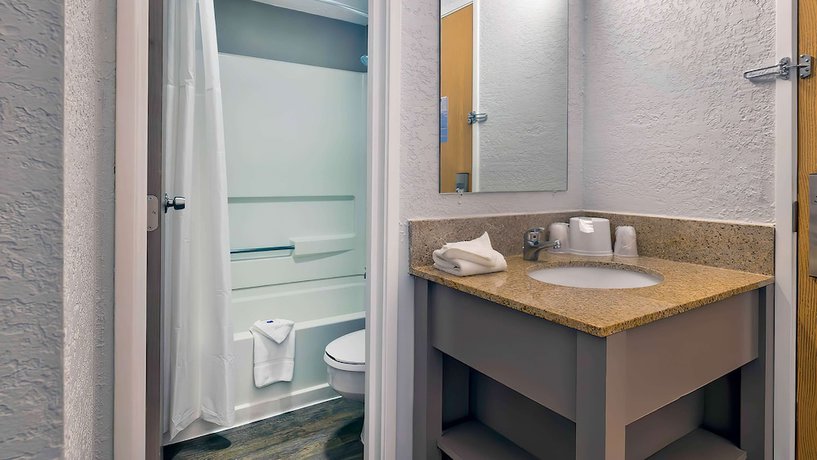 Imagen de la habitación del Hotel Motel 6 Milwaukee, WI - Glendale. Foto 5