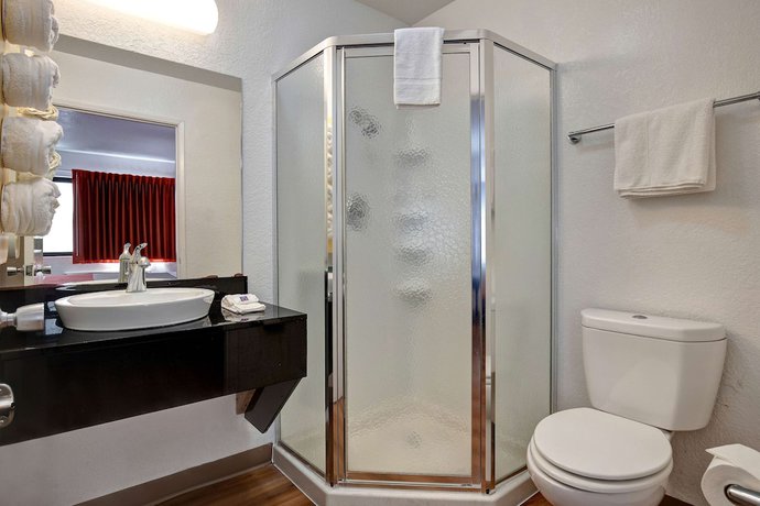 Imagen de la habitación del Hotel Motel 6 Monterey, CA. Foto 14