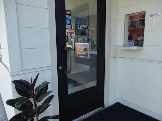 Imagen de los interiores del Hotel Motel 6 Monterey Downtown. Foto 19