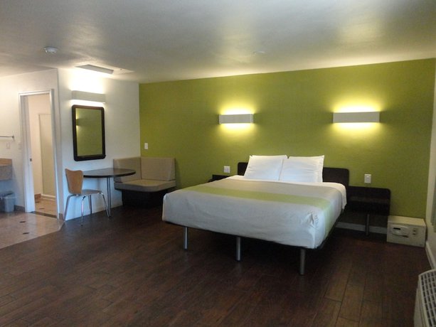 Imagen de la habitación del Hotel Motel 6 Monterey Downtown. Foto 16