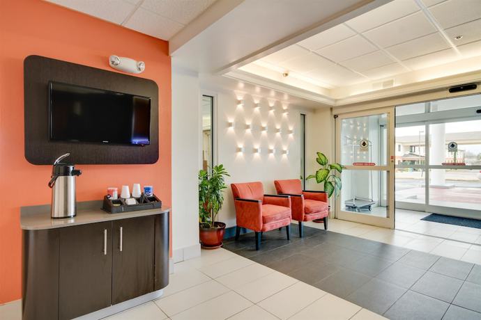 Imagen de los interiores del Hotel Motel 6 Montgomery, Al - Airport. Foto 19