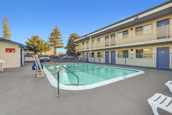 Imagen de la piscina del Hotel Motel 6 Napa, CA. Foto 20
