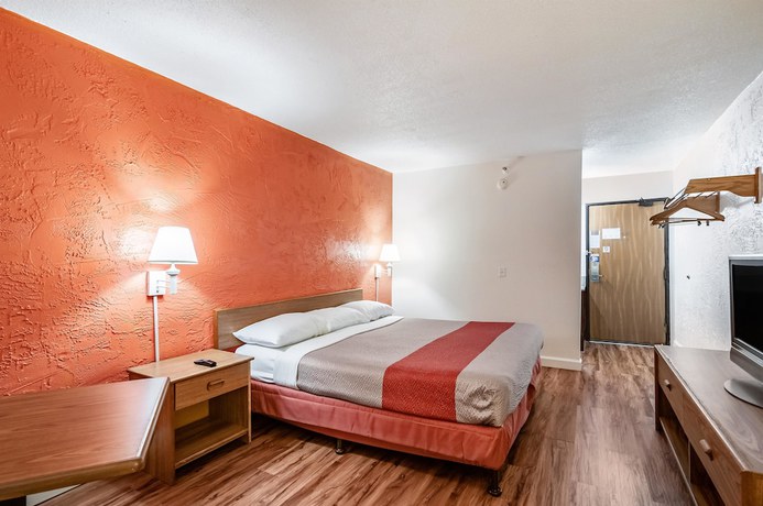Imagen de la habitación del Hotel Motel 6 Naperville, Il. Foto 9