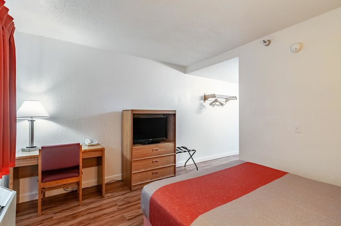 Imagen de la habitación del Hotel Motel 6 Naperville, Il. Foto 18
