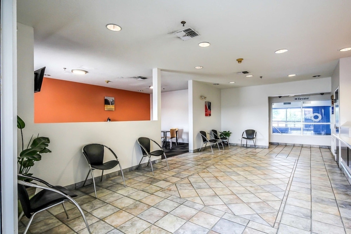 Imagen de los interiores del Hotel Motel 6 New Braunfels, TX. Foto 17