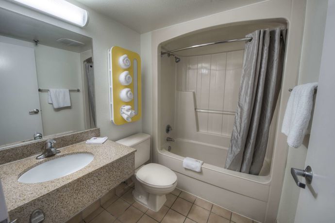 Imagen de la habitación del Hotel Motel 6 New Haven - Branford, CT. Foto 7