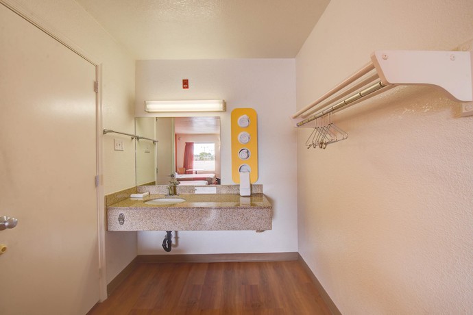 Imagen de la habitación del Hotel Motel 6 Norfolk, Va. Foto 16