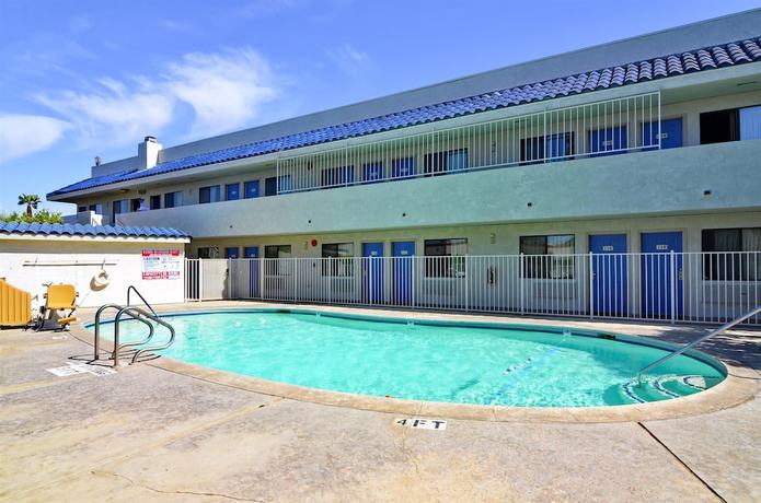 Imagen de la piscina del Hotel Motel 6 North Palm Springs, CA - North. Foto 20