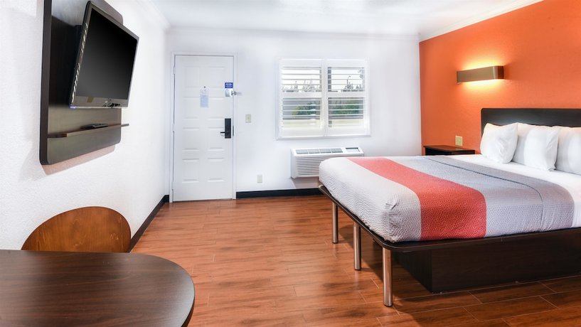 Imagen de la habitación del Hotel Motel 6 Ontario, CA - Convention Center - Airport. Foto 15