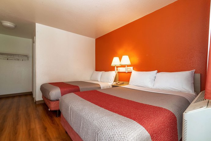 Imagen de la habitación del Hotel Motel 6 Palm Springs, CA - East - Palm Canyon. Foto 12