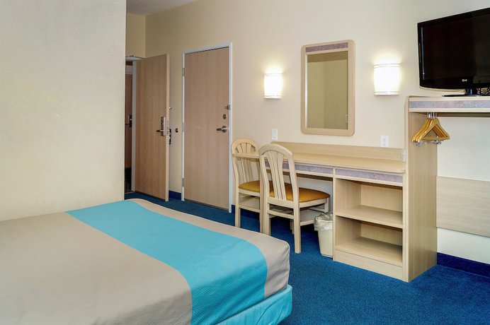 Imagen de la habitación del Hotel Motel 6 Peterborough, ON. Foto 2