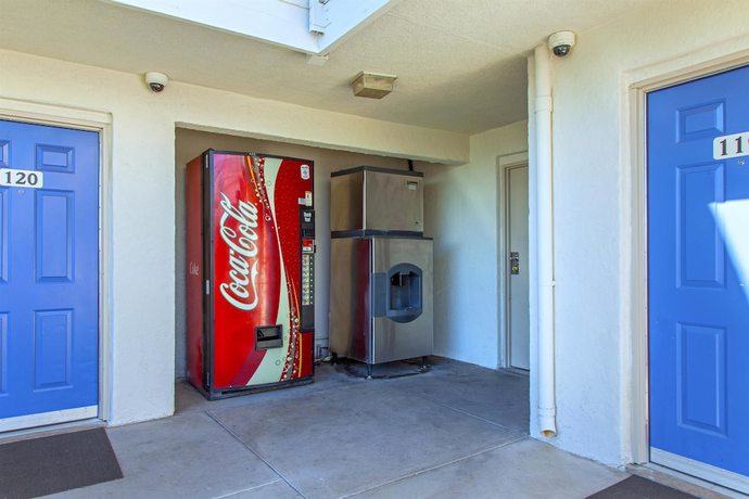 Imagen de los interiores del Hotel Motel 6 Phoenix, AZ - Airport - 24th Street. Foto 16