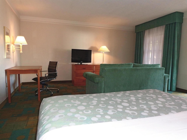 Imagen de la habitación del Hotel Motel 6 Phoenix, AZ - Midtown. Foto 3