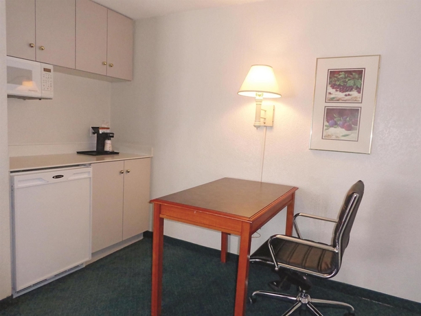 Imagen de la habitación del Hotel Motel 6 Phoenix, AZ - Midtown. Foto 5