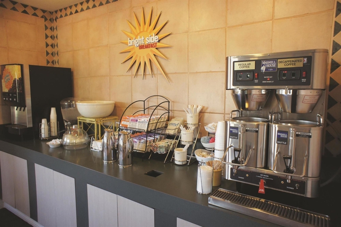 Imagen del bar/restaurante del Hotel Motel 6 Phoenix, AZ - Midtown. Foto 2