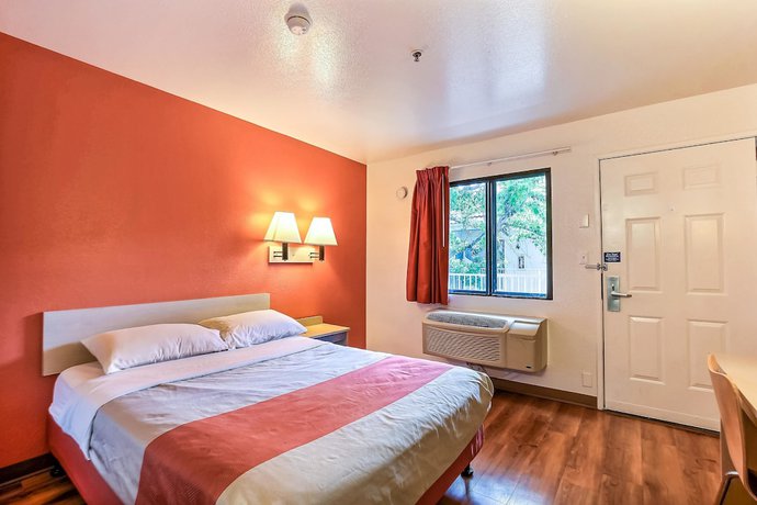 Imagen de la habitación del Hotel Motel 6 Pinole, CA. Foto 5