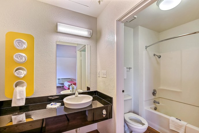 Imagen de la habitación del Hotel Motel 6 Pinole, CA. Foto 6