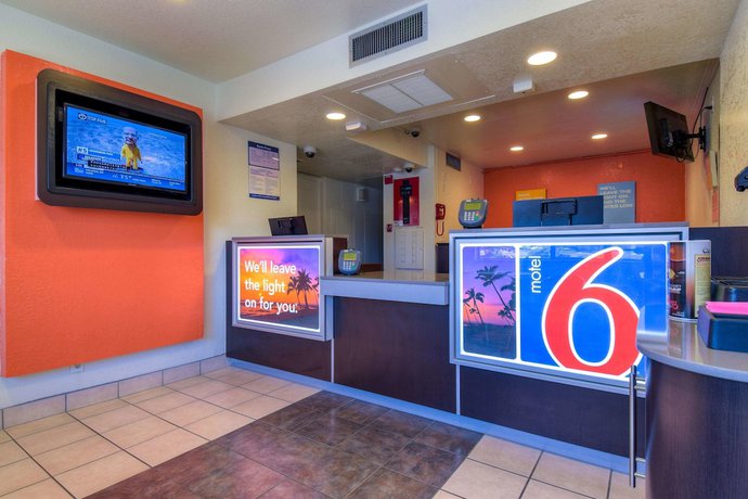 Imagen de los interiores del Hotel Motel 6 Riverside West - Jurupa Valley. Foto 16