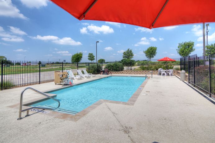 Imagen general del Hotel Motel 6 Roanoke, Tx - Northlake - Speedway. Foto 1