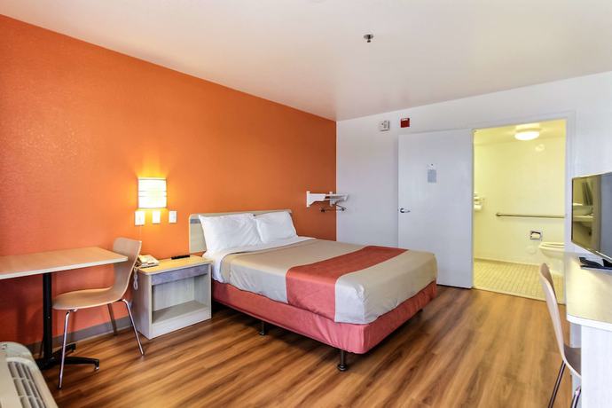 Imagen de la habitación del Hotel Motel 6 Salinas, CA - North Monterey Area. Foto 5
