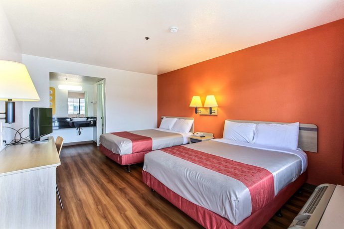 Imagen de la habitación del Hotel Motel 6 Salinas, CA - North Monterey Area. Foto 10