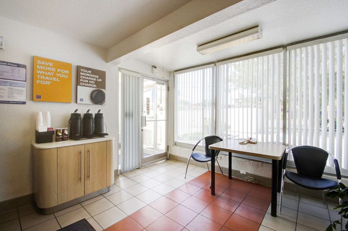 Imagen del bar/restaurante del Hotel Motel 6 Salt Lake City, UT - Downtown. Foto 5