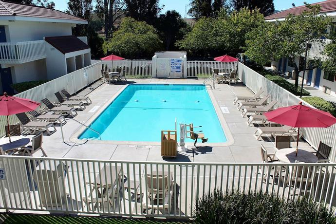 Imagen de la piscina del Hotel Motel 6 San Luis Obispo, Ca - South. Foto 19