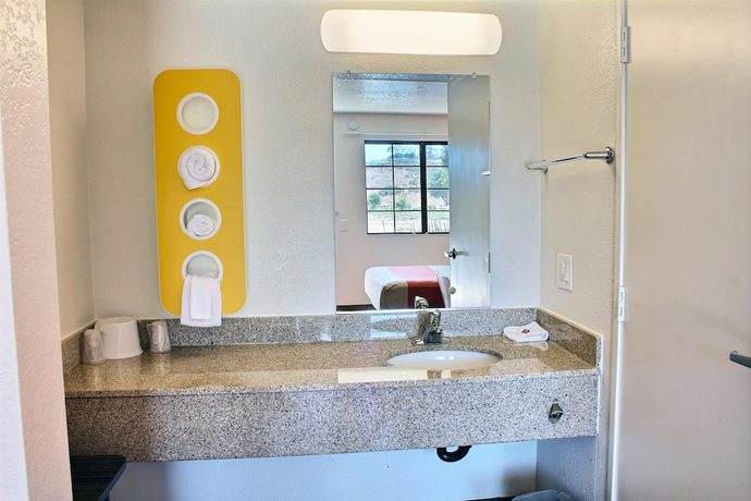 Imagen de la habitación del Hotel Motel 6 San Luis Obispo, Ca - South. Foto 11