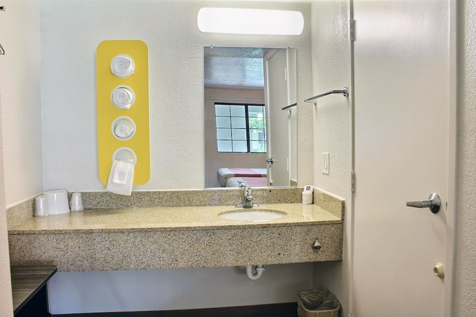 Imagen de la habitación del Hotel Motel 6 San Luis Obispo, Ca - South. Foto 12