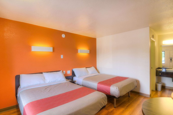 Imagen de la habitación del Hotel Motel 6 Simi Valley, CA. Foto 9