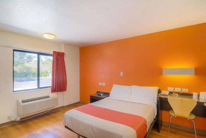 Imagen de la habitación del Hotel Motel 6 Simi Valley, CA. Foto 13