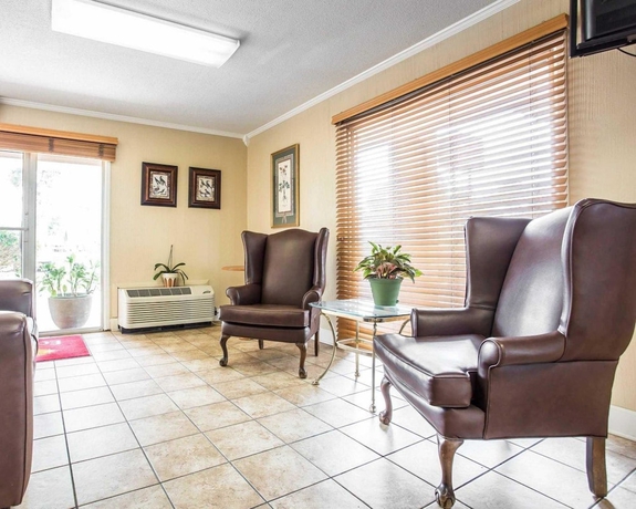 Imagen de los interiores del Hotel Motel 6 Summerville, Sc &ndash; Azalea Square. Foto 15