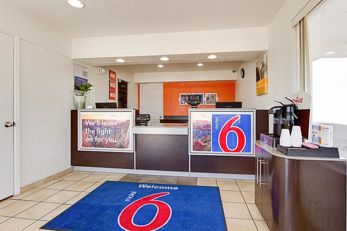 Imagen de los interiores del Hotel Motel 6 Tempe, AZ - Scottsdale South. Foto 18