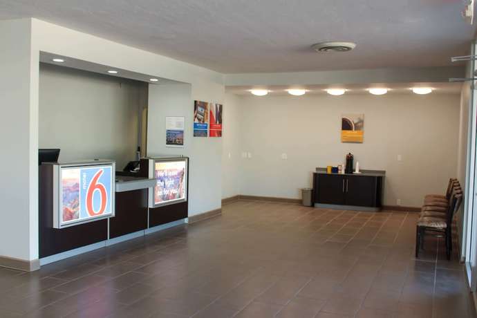 Imagen de los interiores del Hotel Motel 6 Tucson, Az. Foto 17