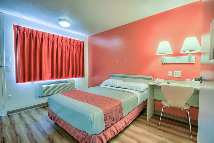 Imagen de la habitación del Hotel Motel 6 Tulare, CA. Foto 5