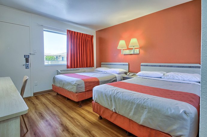 Imagen de la habitación del Hotel Motel 6 Tulare, CA. Foto 6