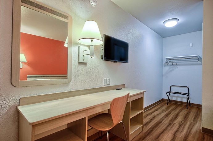 Imagen de la habitación del Hotel Motel 6 Tulare, CA. Foto 9