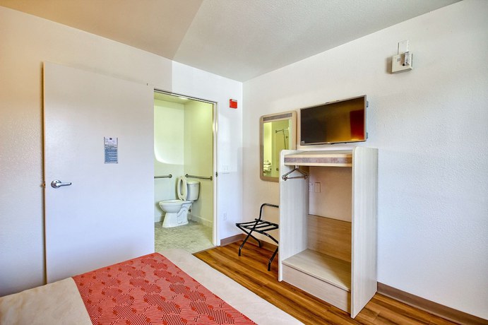 Imagen de la habitación del Hotel Motel 6 Tulare, CA. Foto 10