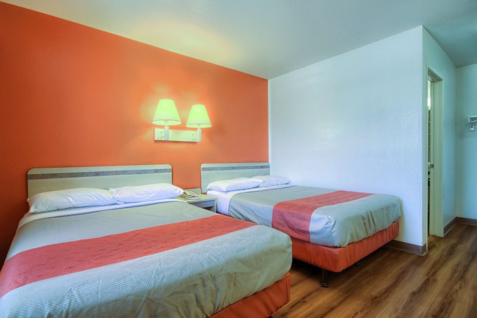 Imagen de la habitación del Hotel Motel 6 Tulare, CA. Foto 14