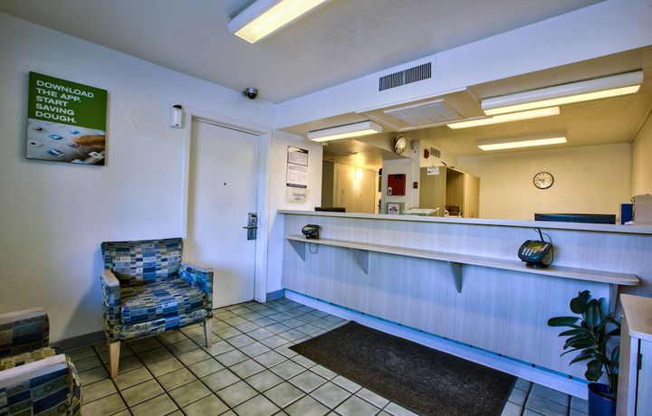 Imagen de los interiores del Hotel Motel 6 Valdosta, Ga - University. Foto 19