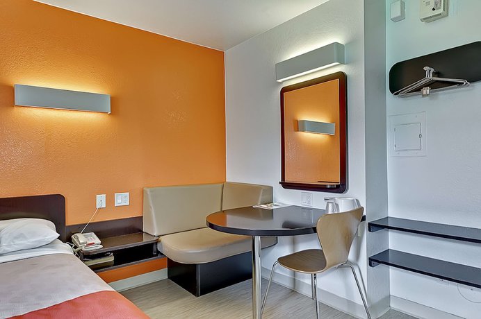 Imagen de la habitación del Hotel Motel 6 Villa Park, Il - Chicago West. Foto 15