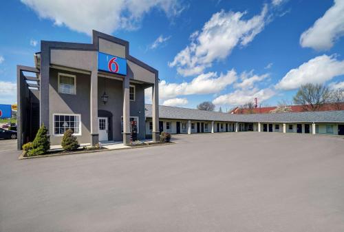 Imagen general del Hotel Motel 6 Washington, PA. Foto 4