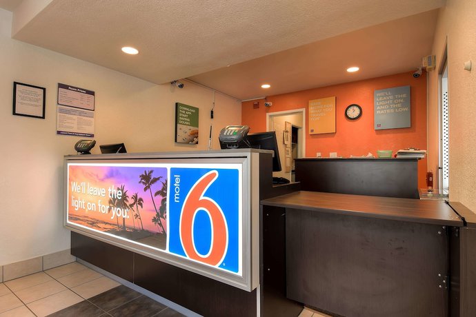 Imagen de los interiores del Hotel Motel 6 Westminster South - Long Beach. Foto 16