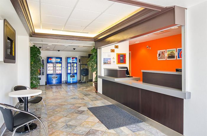 Imagen de los interiores del Hotel Motel 6 Wheatland, WY. Foto 14