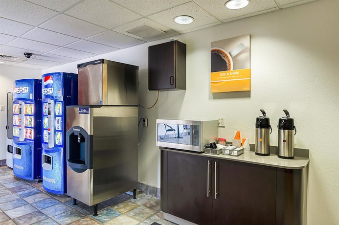 Imagen de los interiores del Hotel Motel 6 Wheatland, WY. Foto 15