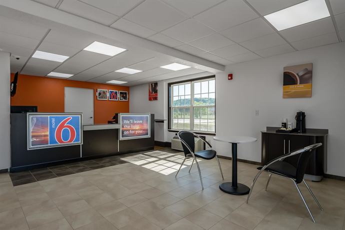 Imagen de los interiores del Hotel Motel 6 White, GA - Cartersville. Foto 19