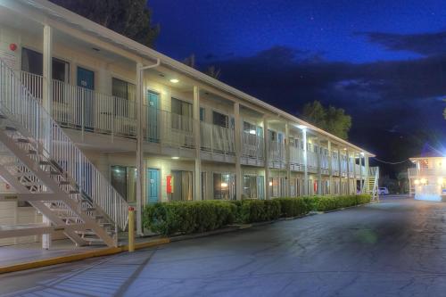 Imagen general del Hotel Motel 6-Bishop, CA. Foto 2