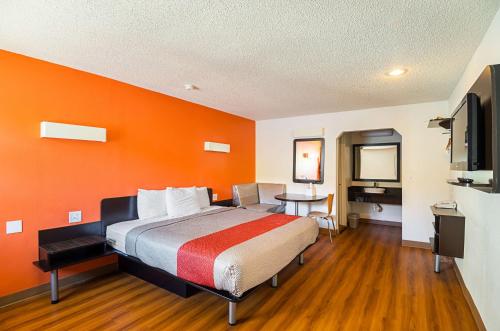 Imagen de la habitación del Hotel Motel 6-Blue Springs, MO. Foto 7