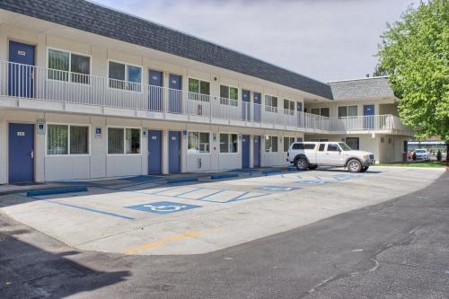 Imagen general del Hotel Motel 6-Issaquah, WA - Seattle - East. Foto 3