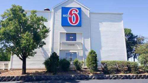 Imagen general del Hotel Motel 6-Maryland Heights, MO. Foto 1